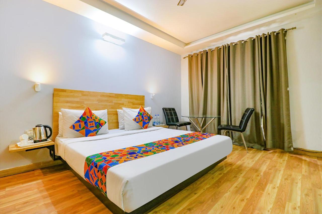 Fabhotel Majestic Jpm I New Delhi Exterior photo