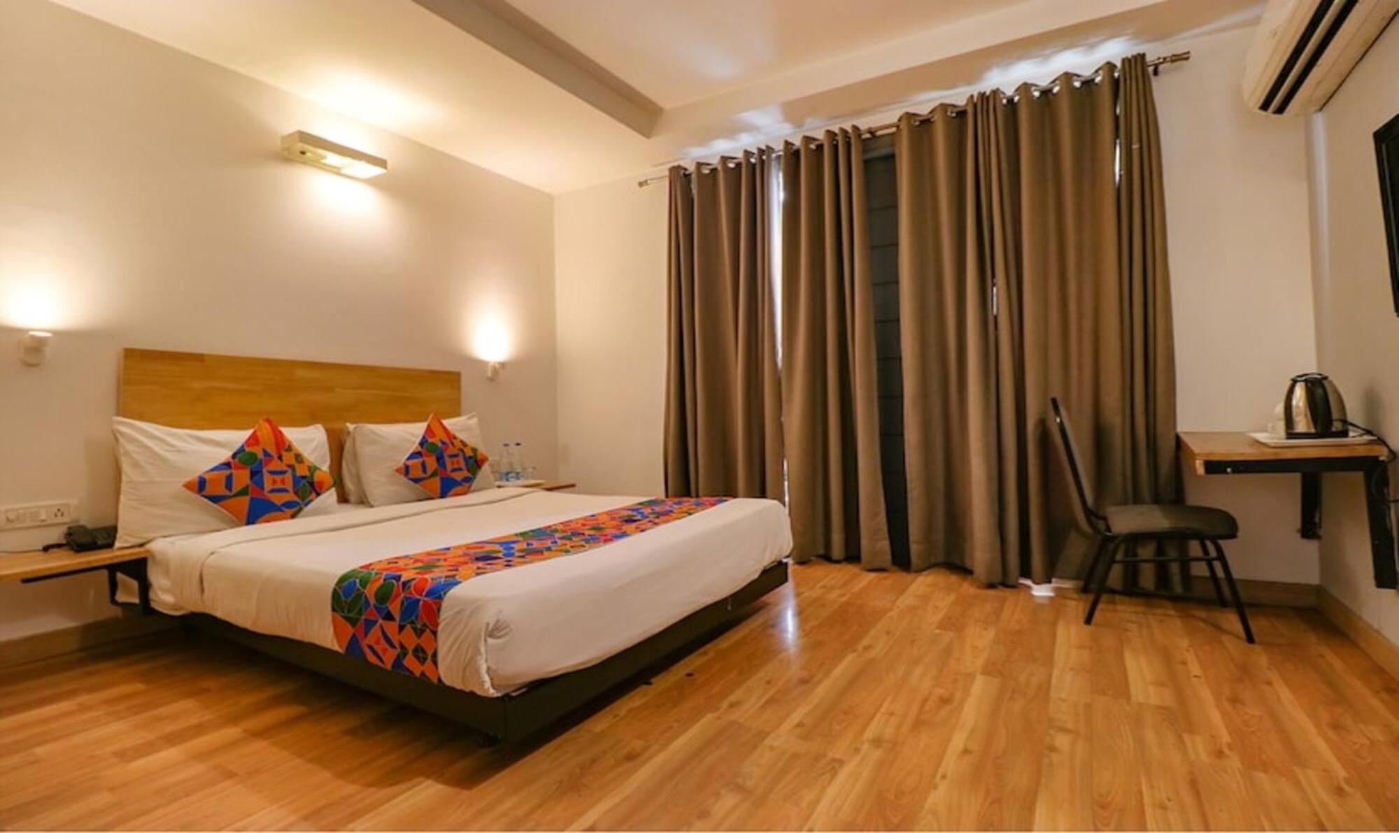 Fabhotel Majestic Jpm I New Delhi Exterior photo